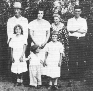 Back: Bill Lindner, Mrs. W.X. Wright, Mrs. John Lindner (Melinda), Mr. W.X. Wright. Front Row: Irene Lindner, Unknown boy, Edith Lindner.